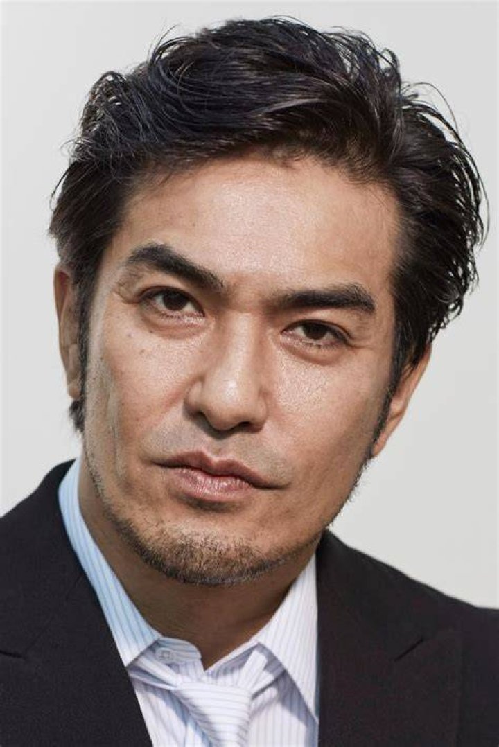 北村一輝・真飛聖のキスシーンはなぜ話題に？作品背景と注目点